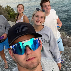 Meet your Posher, Tom